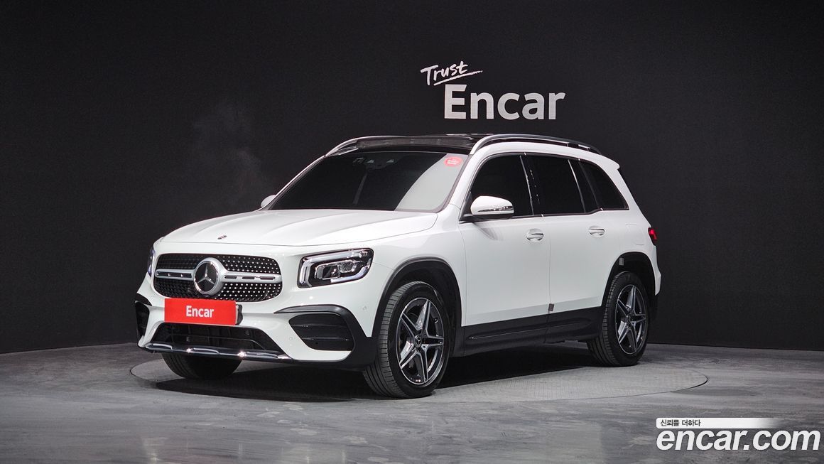 Mercedes-Benz GLB-Class 2023