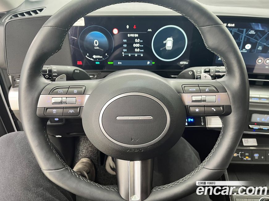 Hyundai Kona 2025