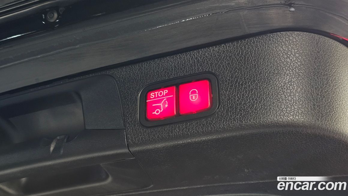 Mercedes-Benz GLB-Class 2021