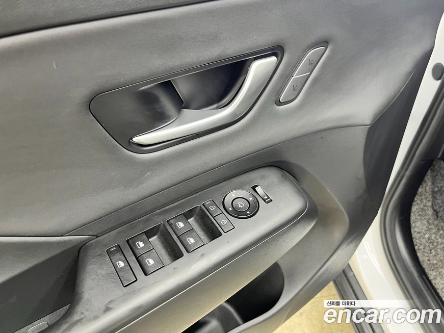 Hyundai Kona 2025