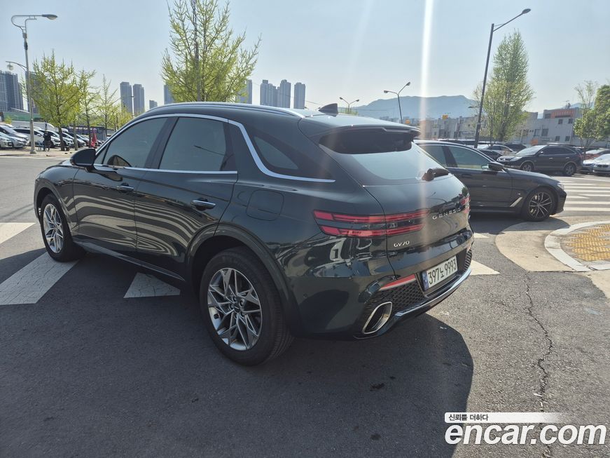 Genesis GV70 2022