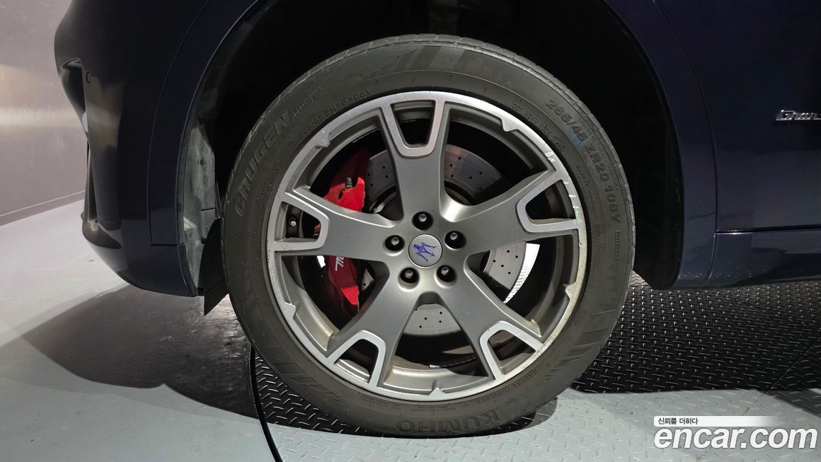 Maserati Levante 2019
