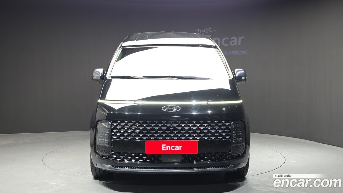 Hyundai Staria 2023