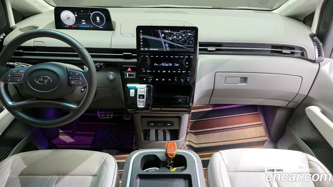 Hyundai Staria 2023