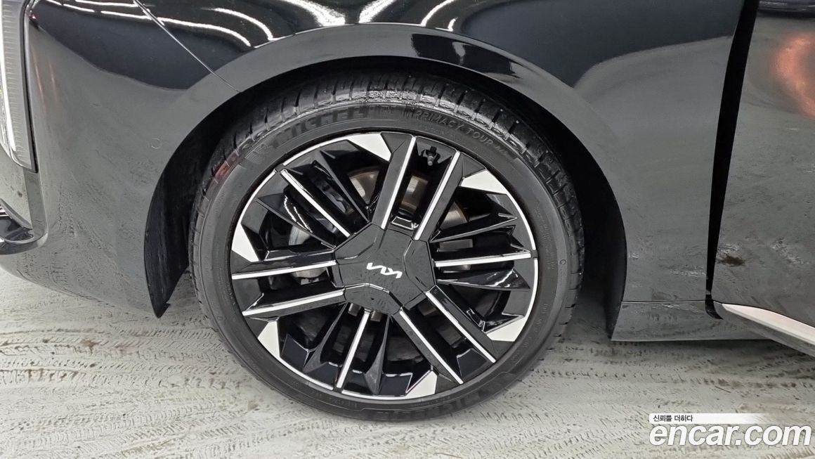 Kia K8 2025