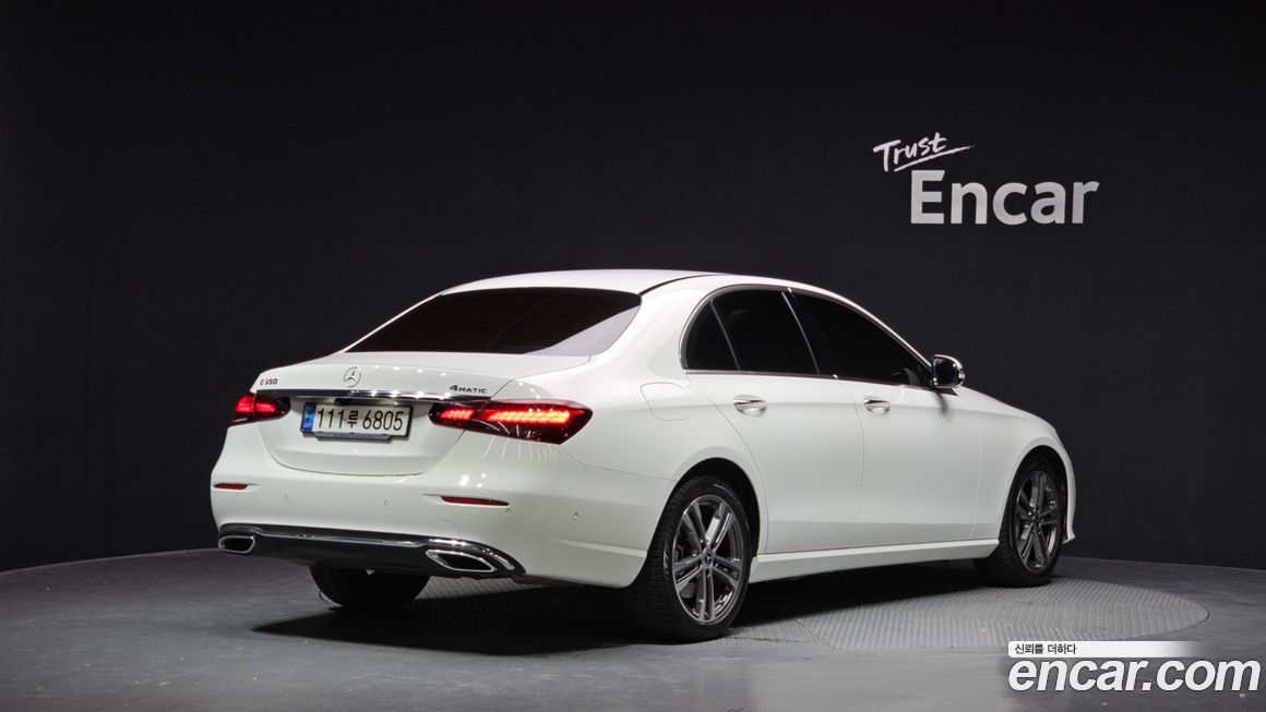 Mercedes-Benz E-Class 2021