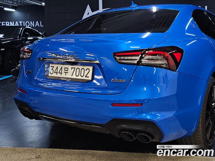 Maserati Ghibli 2021