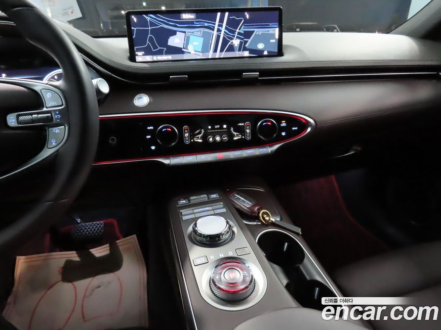 Genesis GV70 2024