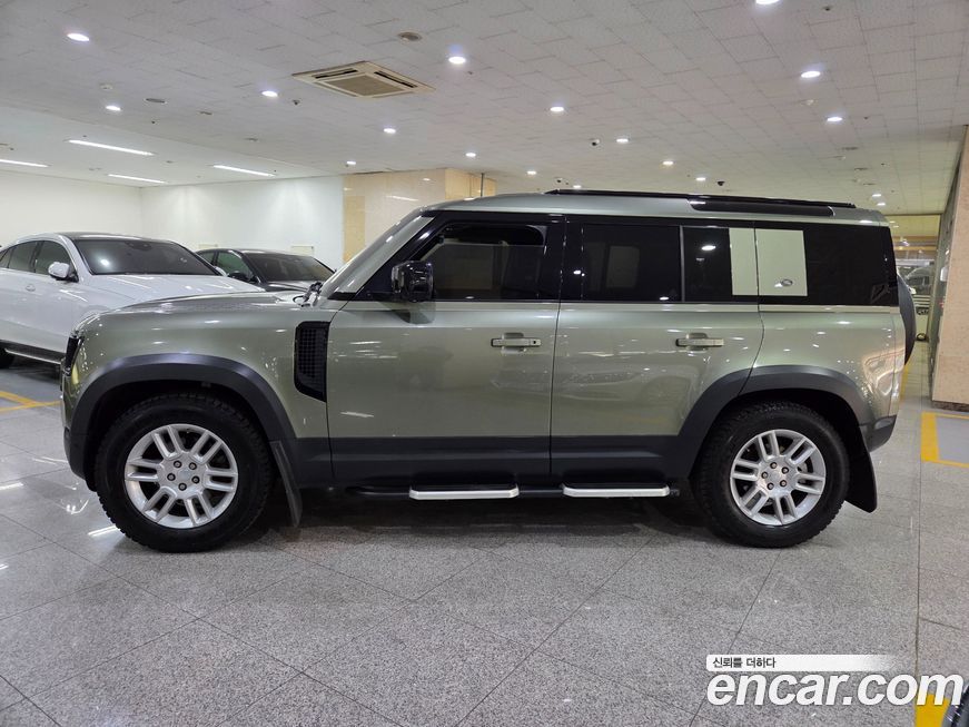 Land Rover Defender 2020