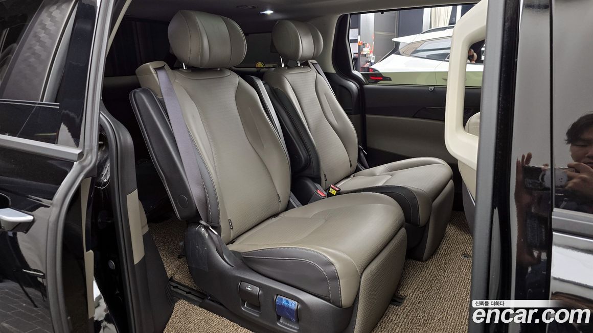Kia Canival 2024