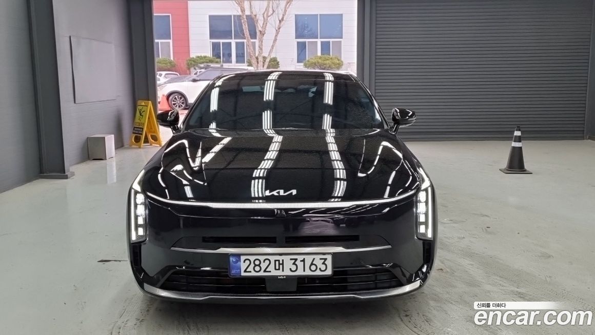 Kia K8 2025