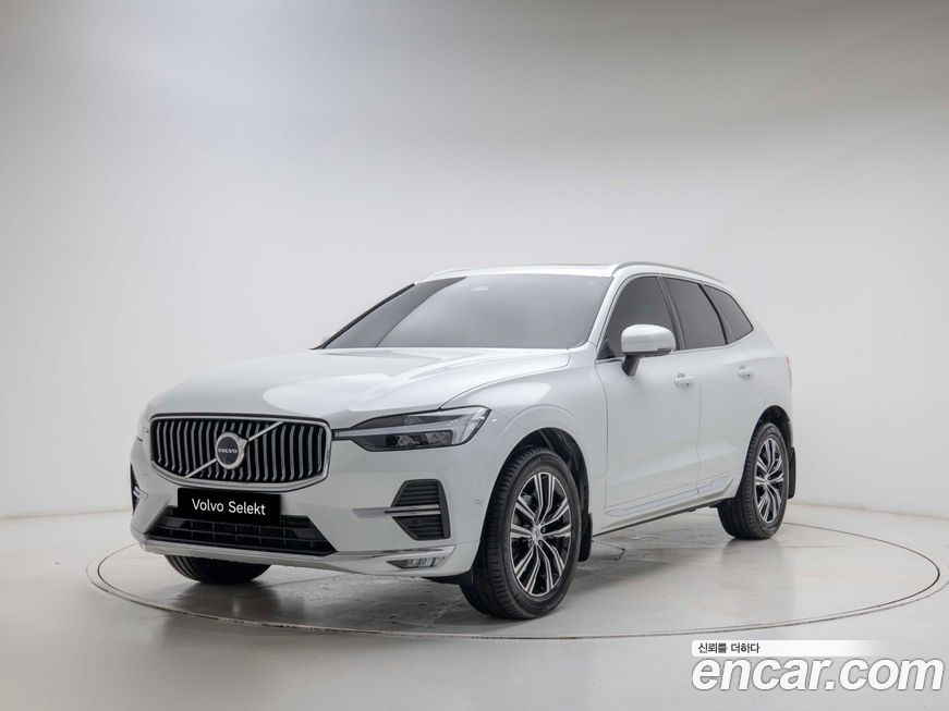 Volvo XC60 2022