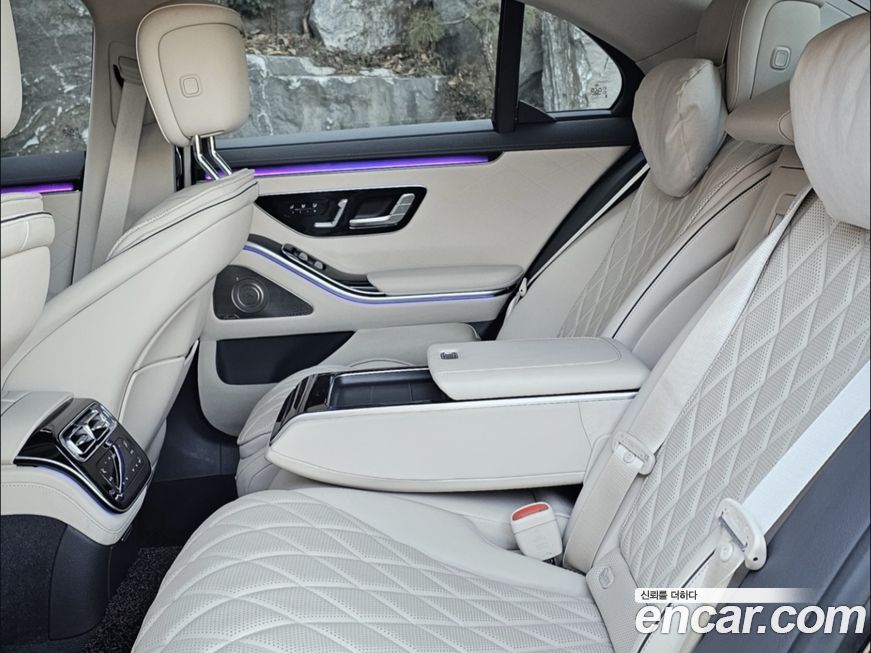 Mercedes-Benz S-Class 2022