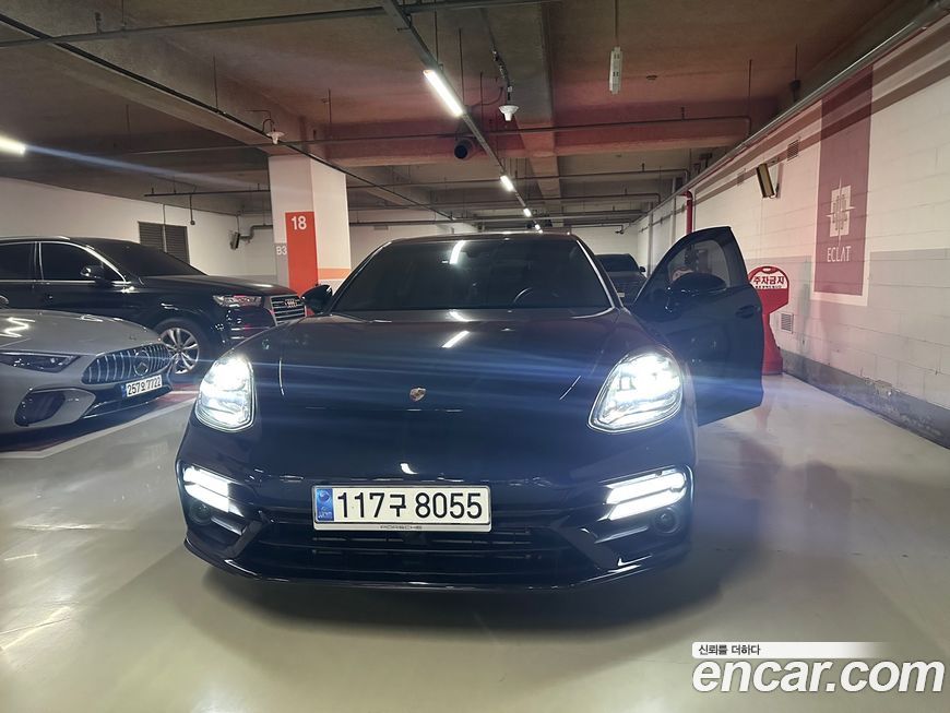 Porsche Panamera 2018