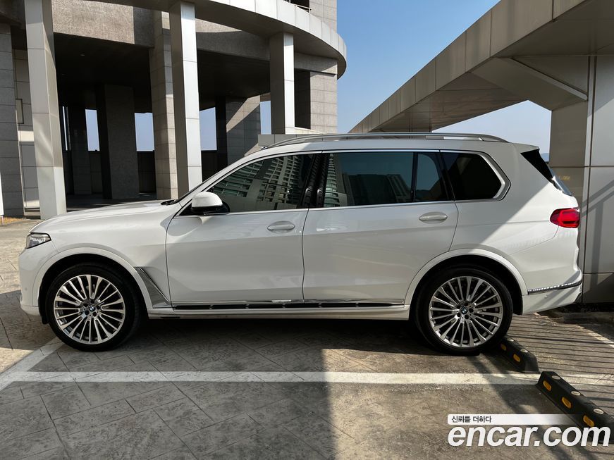 BMW X7 2022