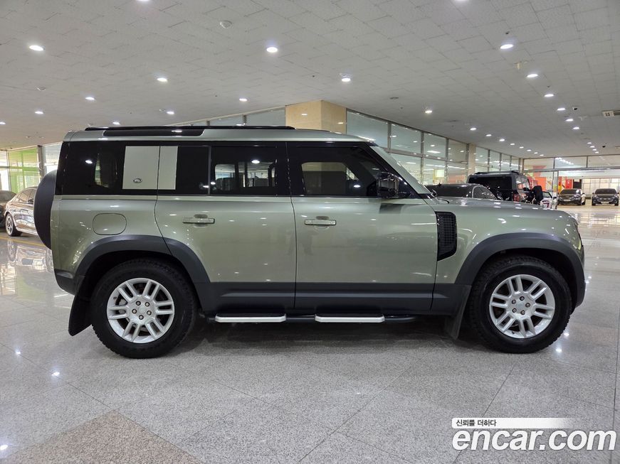 Land Rover Defender 2020
