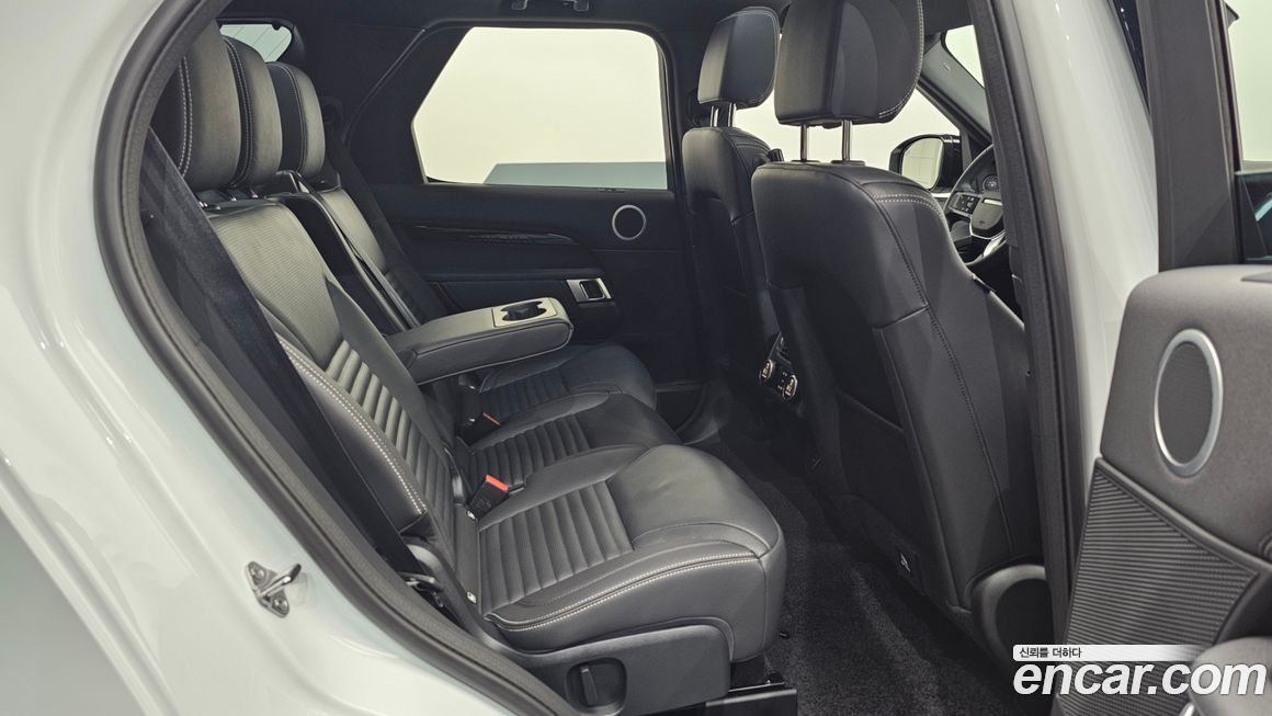 Land Rover Discovery 2025