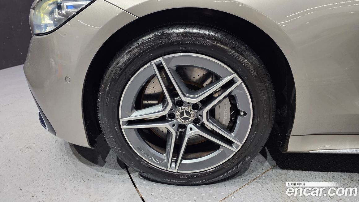 Mercedes-Benz S-Class 2022