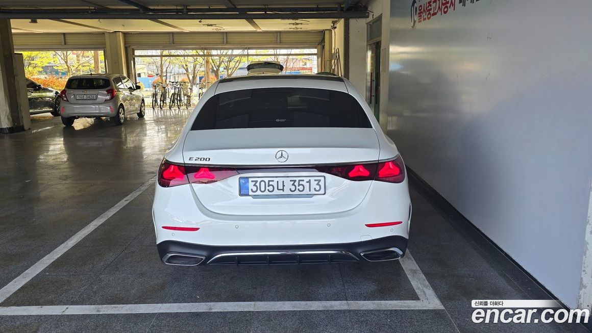 Mercedes-Benz E-Class 2026