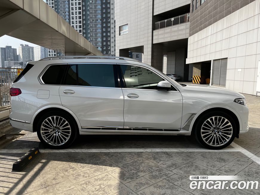 BMW X7 2022