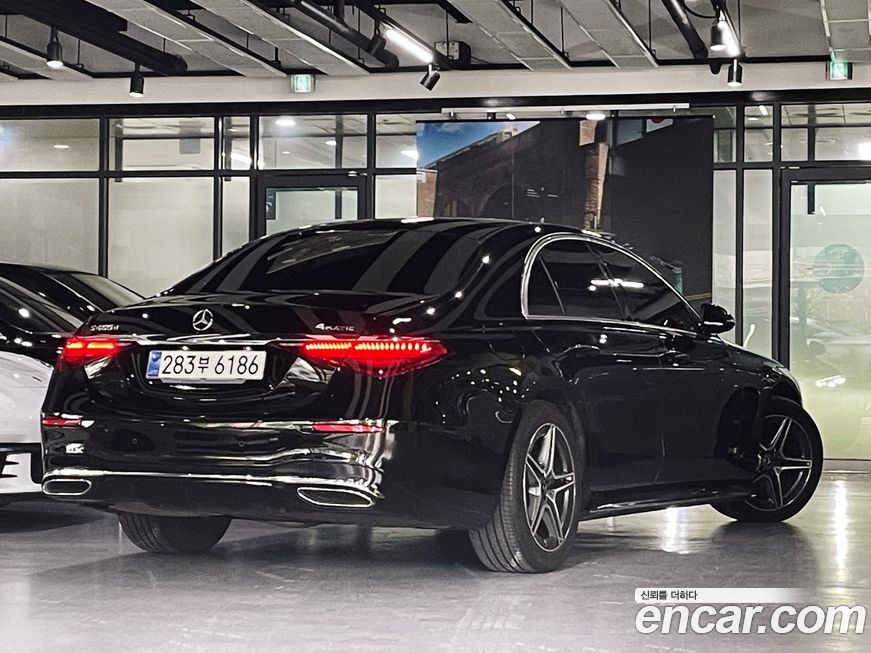 Mercedes-Benz S-Class 2022