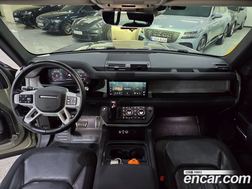 Land Rover Defender 2020