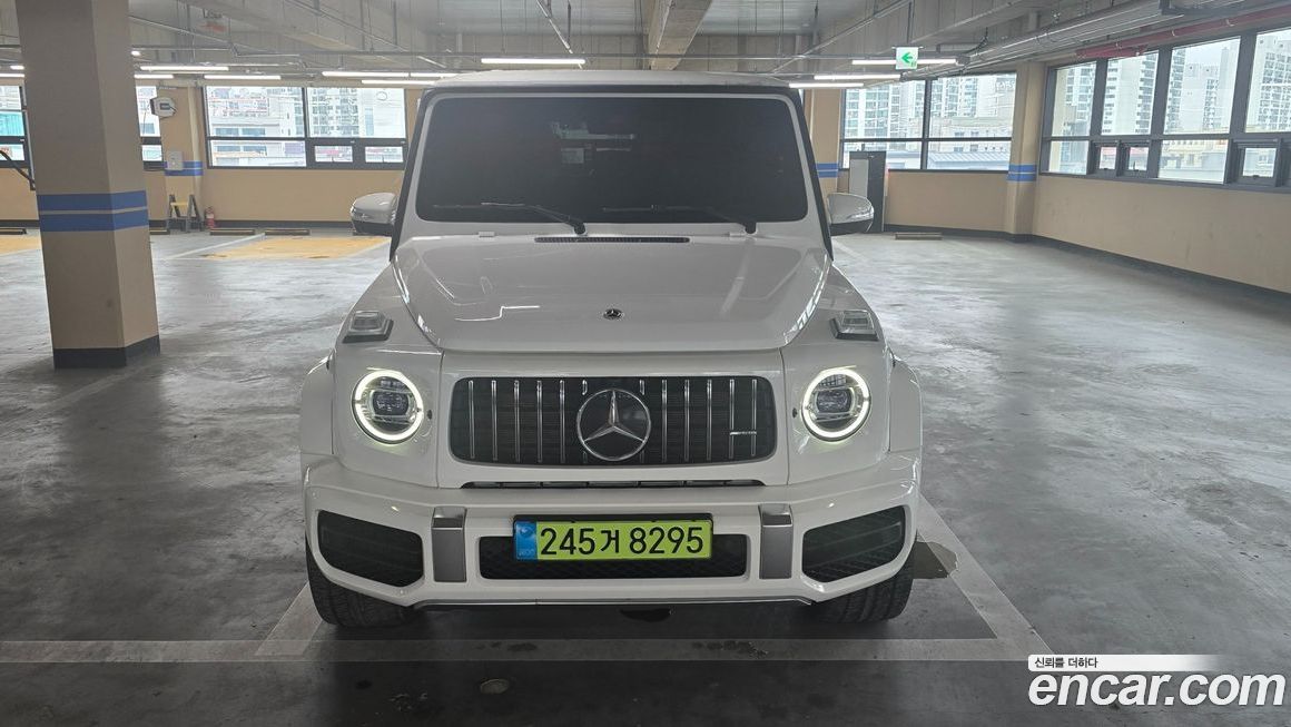Mercedes-Benz G-Class 2024