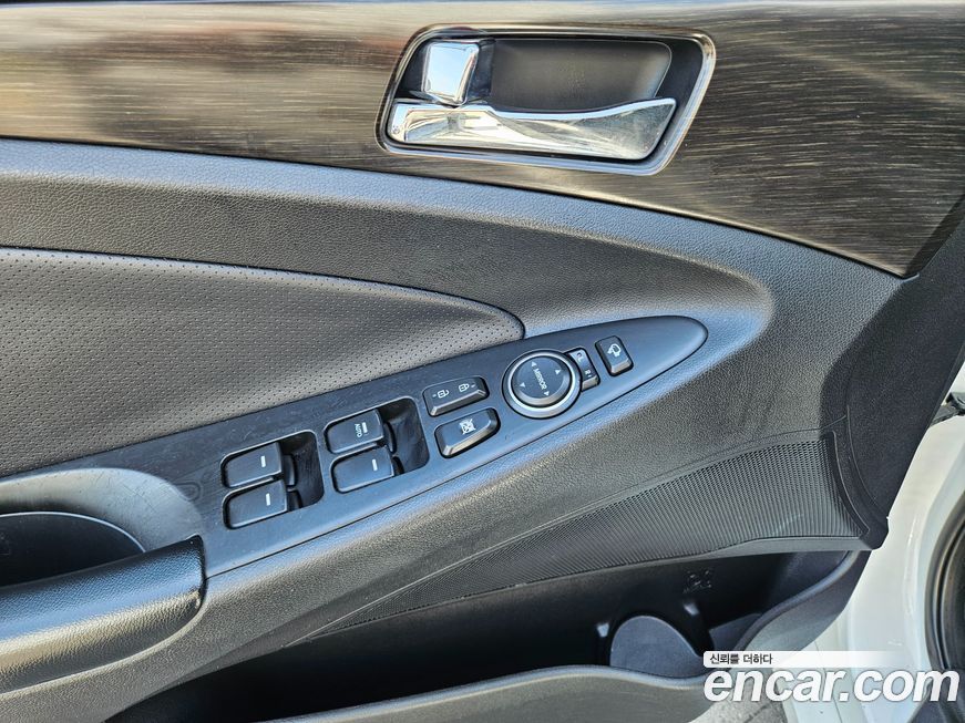 Hyundai Sonata 2013
