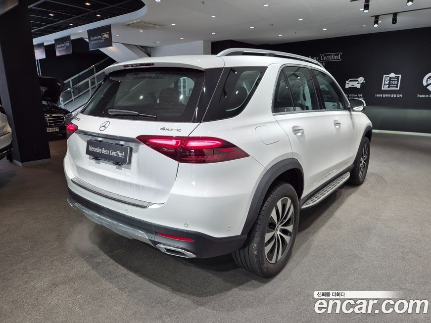 Mercedes-Benz GLE-Class 2026