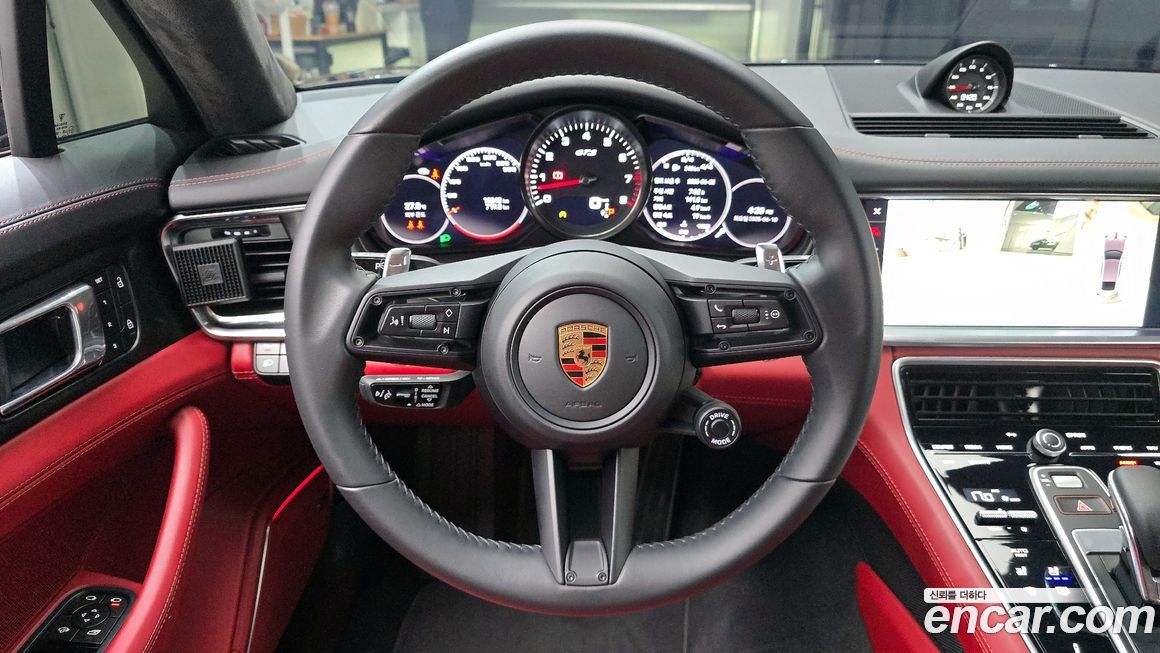 Porsche Panamera 2023