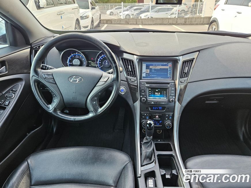 Hyundai Sonata 2013