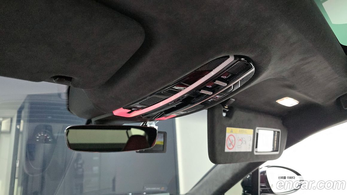 Porsche Panamera 2023