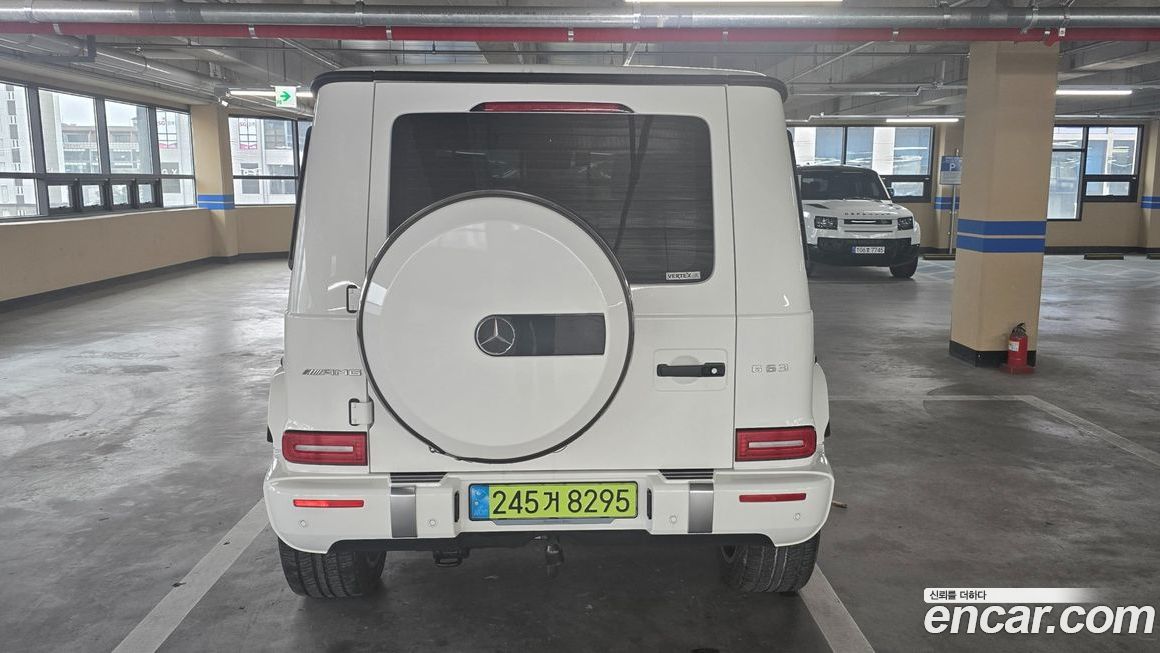 Mercedes-Benz G-Class 2024