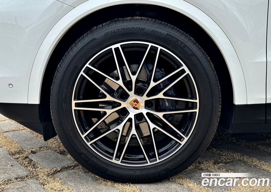 Porsche Cayenne 2024