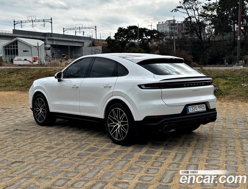 Porsche Cayenne 2024