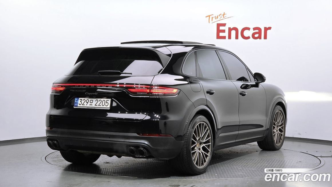 Porsche Cayenne 2023