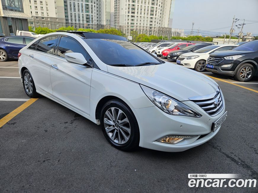 Hyundai Sonata 2013
