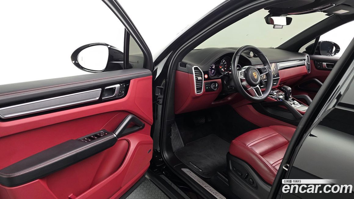 Porsche Cayenne 2023