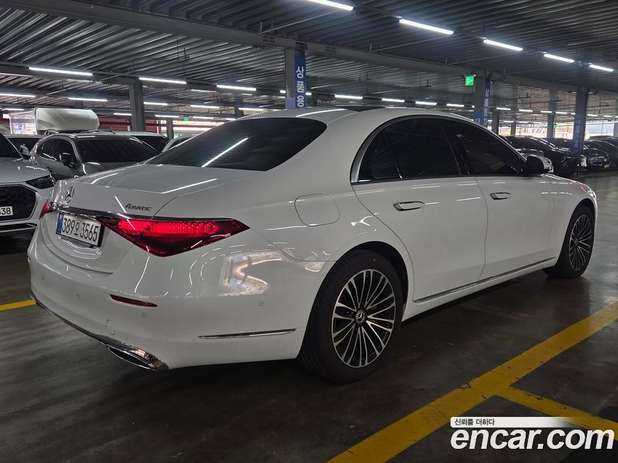 Mercedes-Benz S-Class 2026