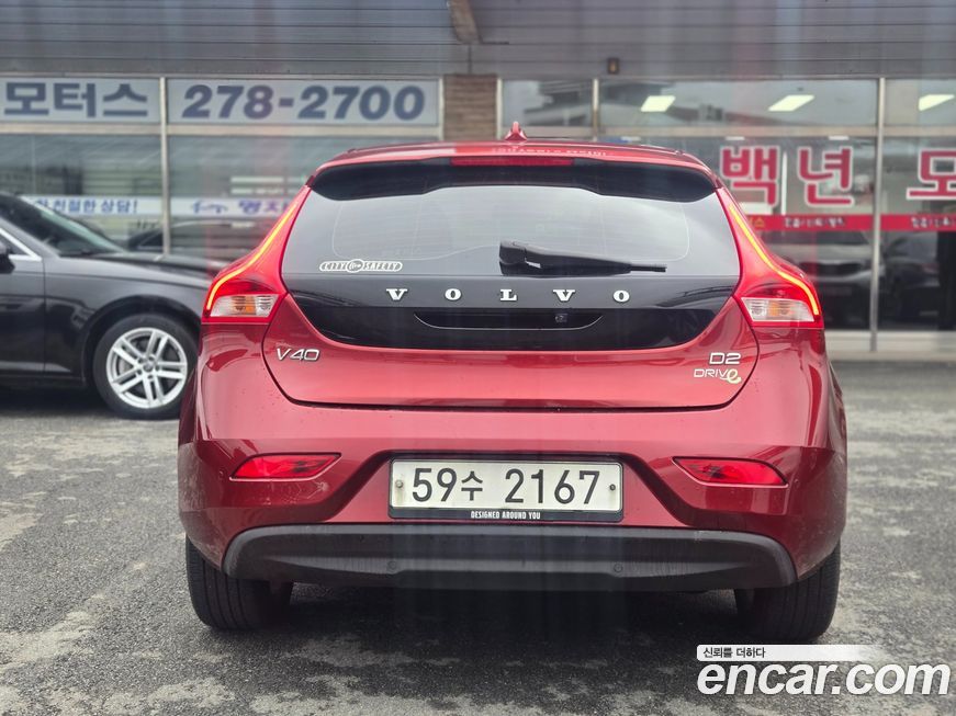 Volvo V40 2014