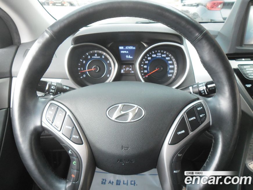 Hyundai AVANTE 2014