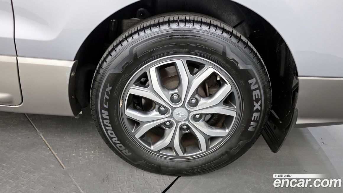 Hyundai Starex 2017