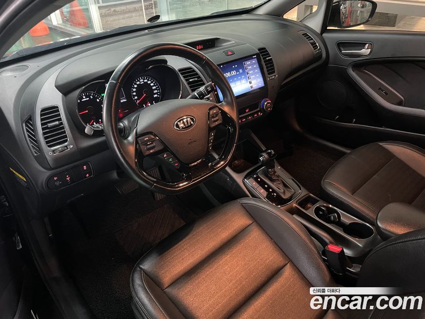 Kia K3 2016