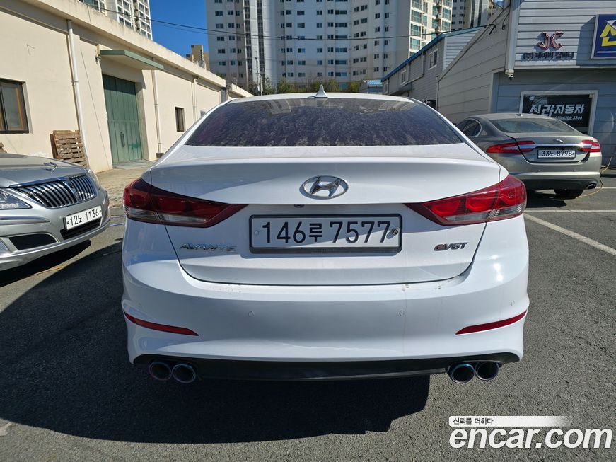 Hyundai AVANTE 2016