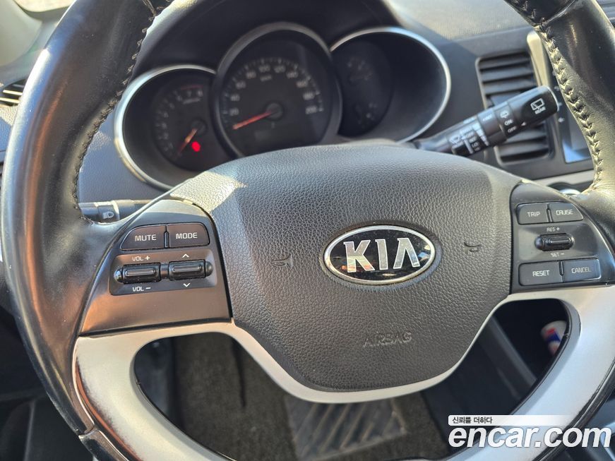 Kia morning 2016