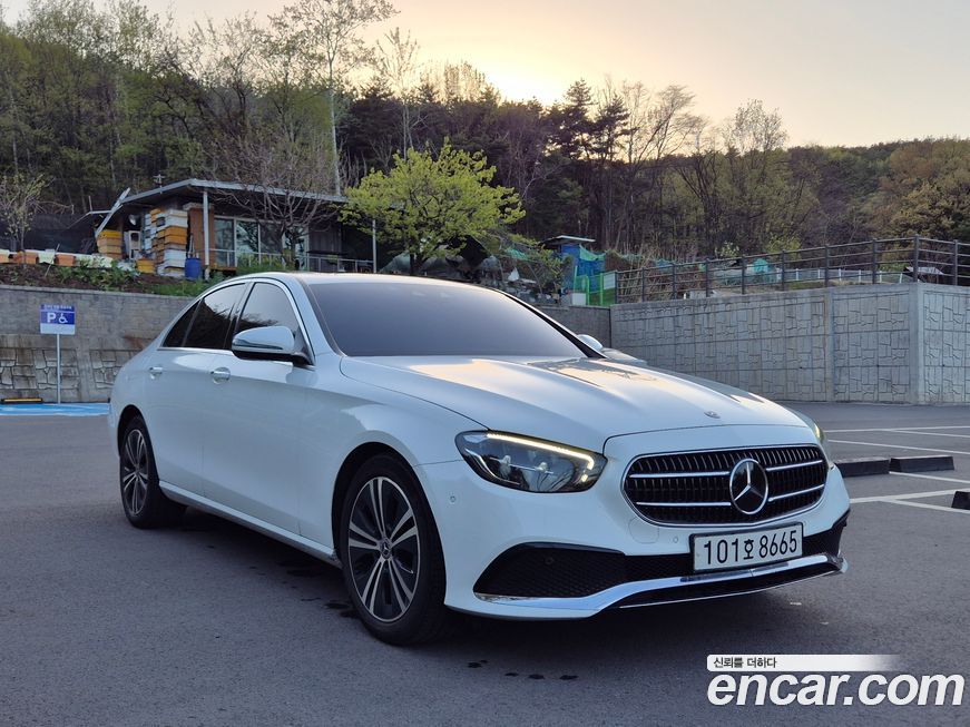 Mercedes-Benz E-Class 2021