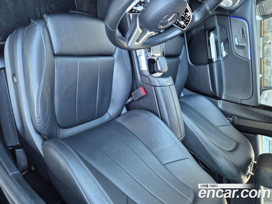 Mercedes-Benz GLB-Class 2020