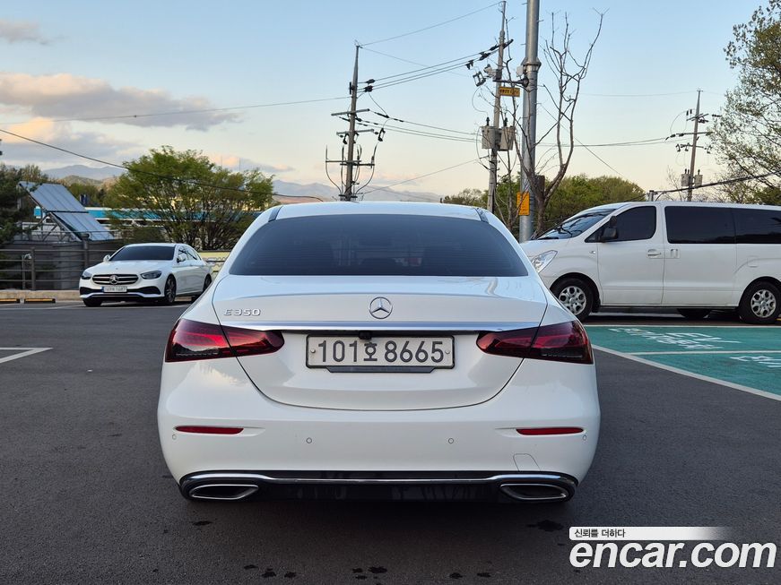 Mercedes-Benz E-Class 2021