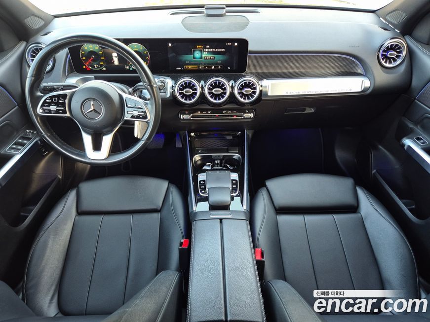 Mercedes-Benz GLB-Class 2020