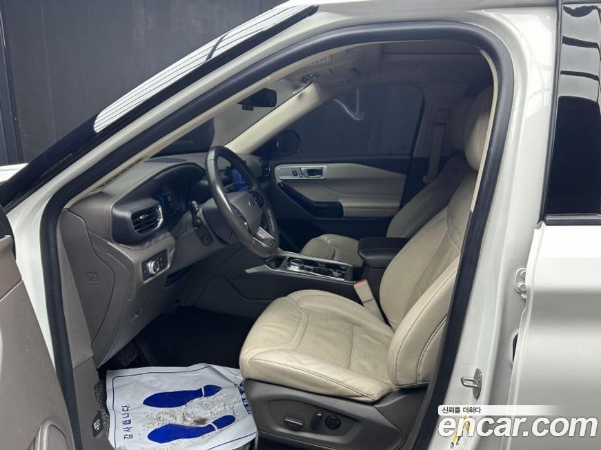Ford Explorer 2022